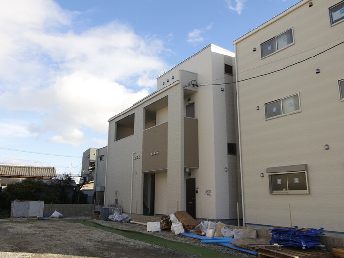 物件外観写真1　(外観写真)