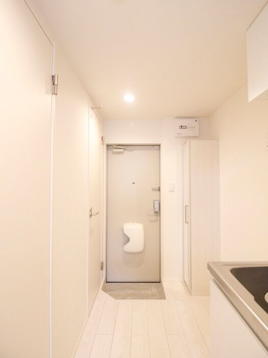 物件内観写真14　(玄関)