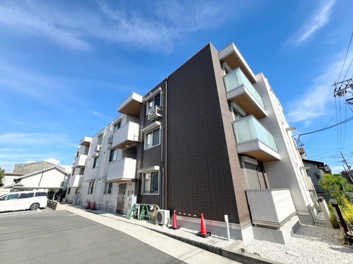 物件外観写真1　(外観写真)