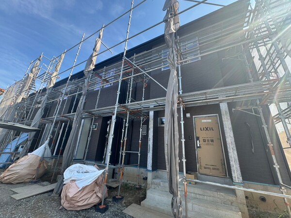 建築中