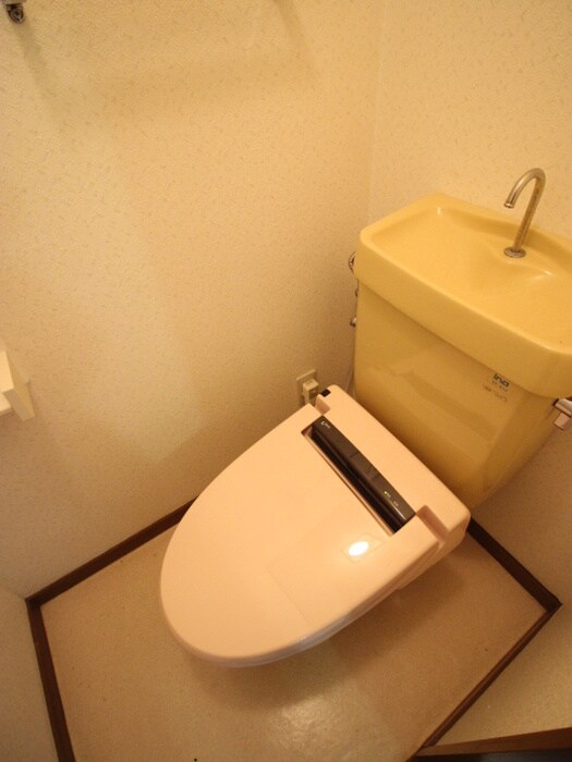 物件内観写真17　(トイレ)