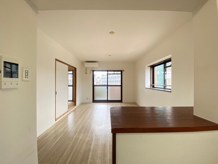 物件内観写真9　(居室)