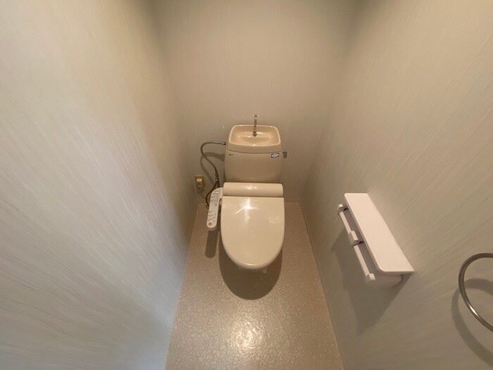 物件内観写真14　(トイレ)