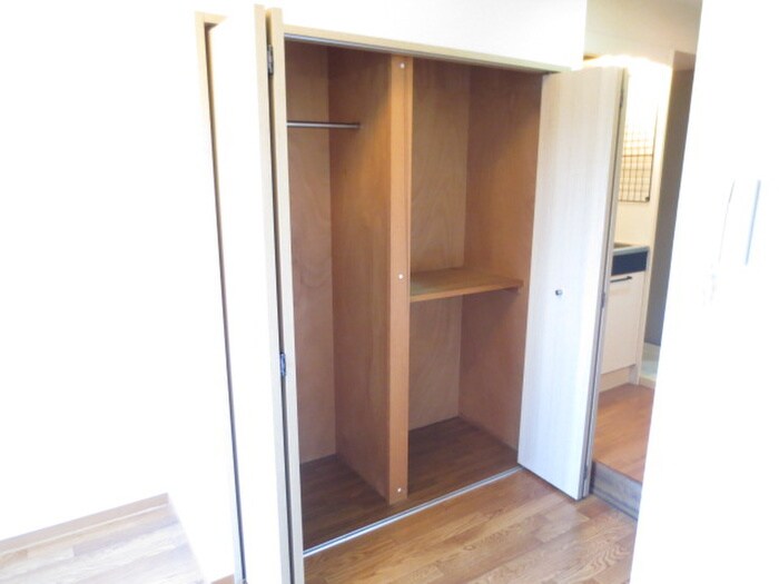 物件内観写真16　(収納)