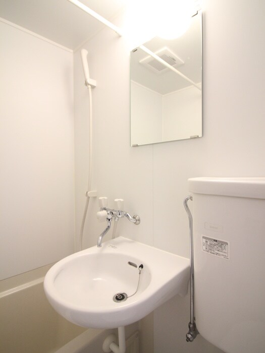 物件内観写真12　(洗面)