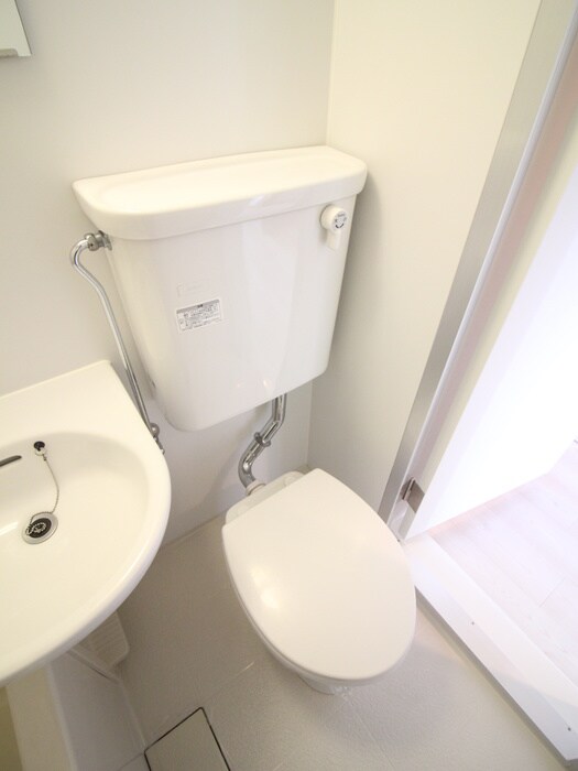 物件内観写真13　(トイレ)