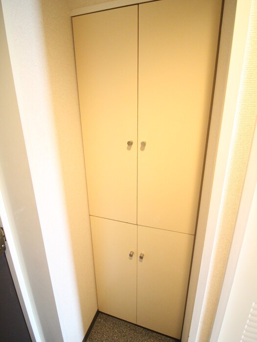 物件内観写真19　(靴箱)