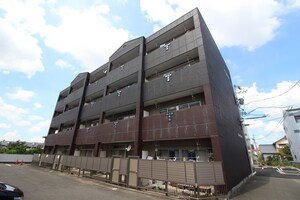 グランドポリス９２外観写真