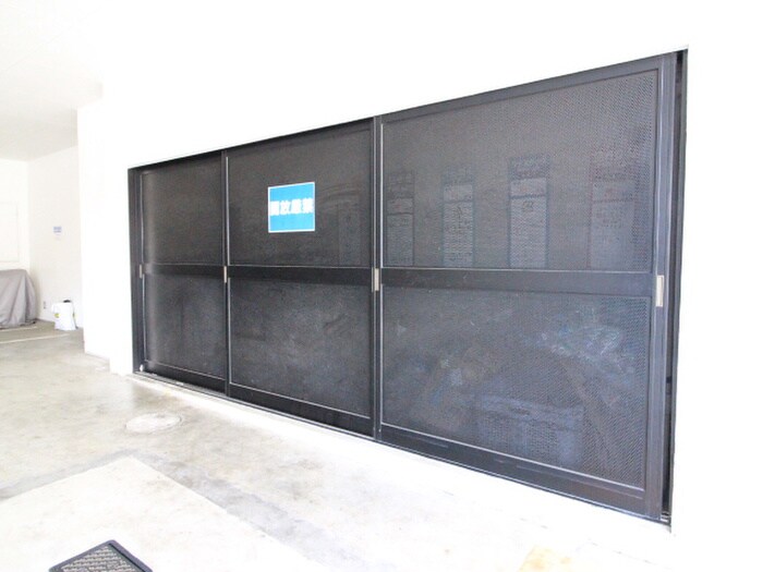 物件外観写真4　(建物設備)