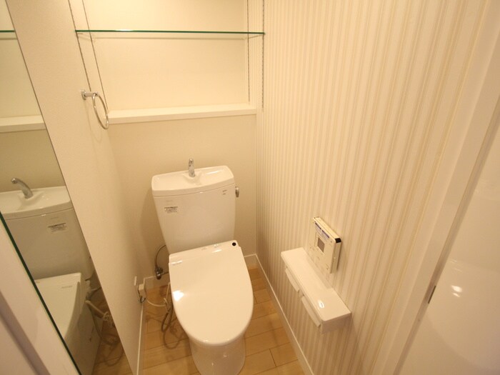 物件内観写真16　(トイレ)