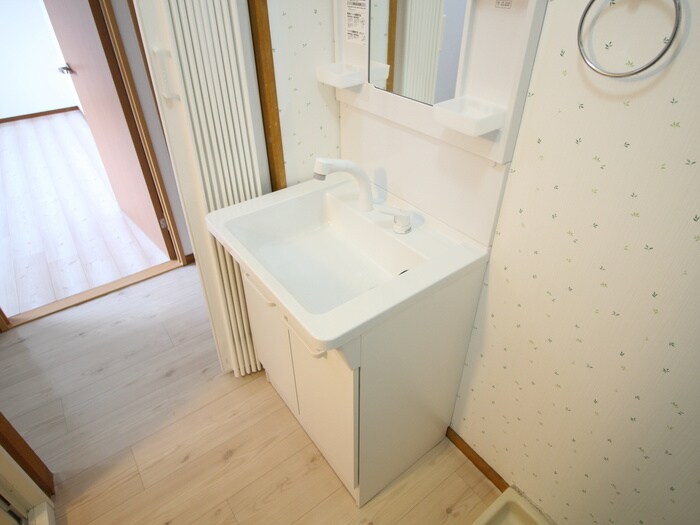 物件内観写真9　(洗面)