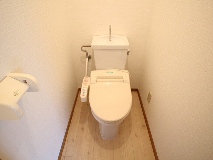 物件内観写真10　(トイレ)