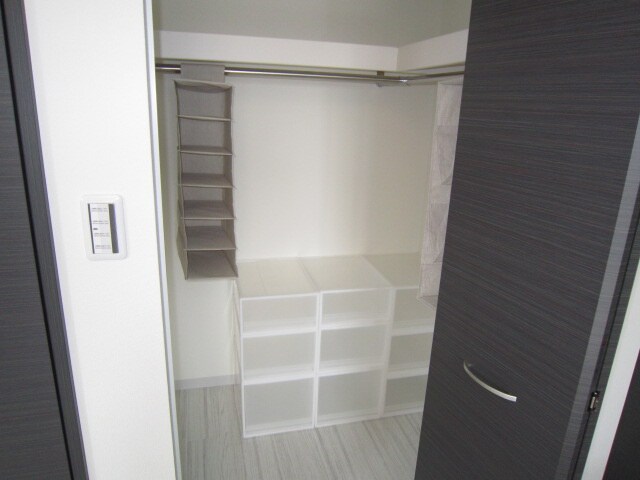物件内観写真9　(収納)