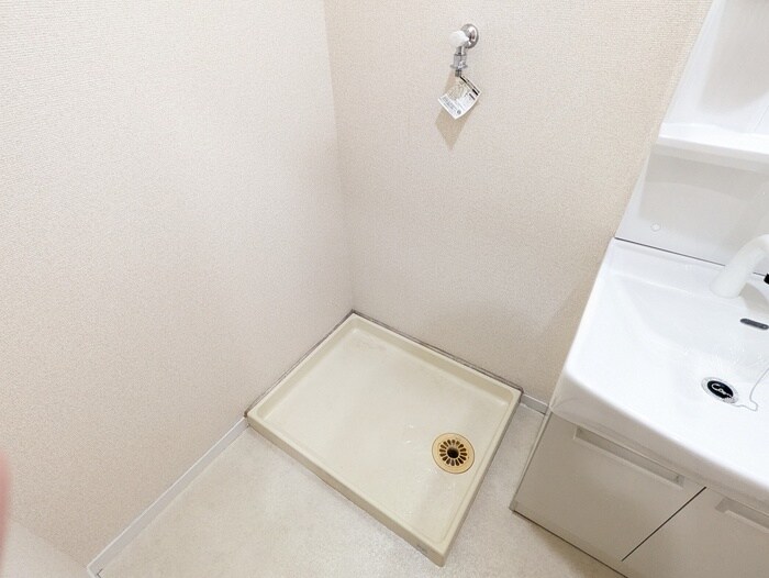 物件内観写真17　(洗濯機置場)