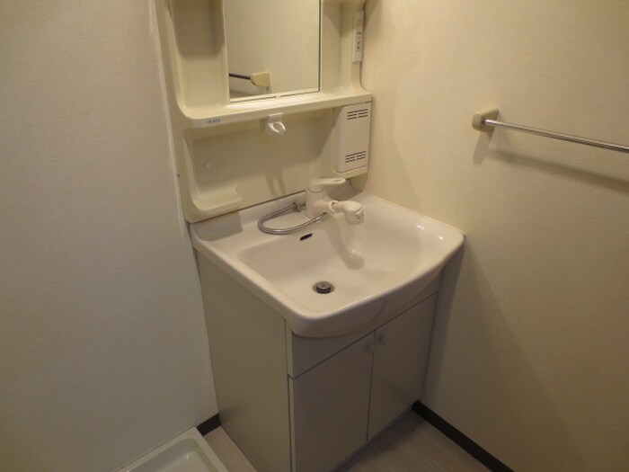 物件内観写真9　(洗面)