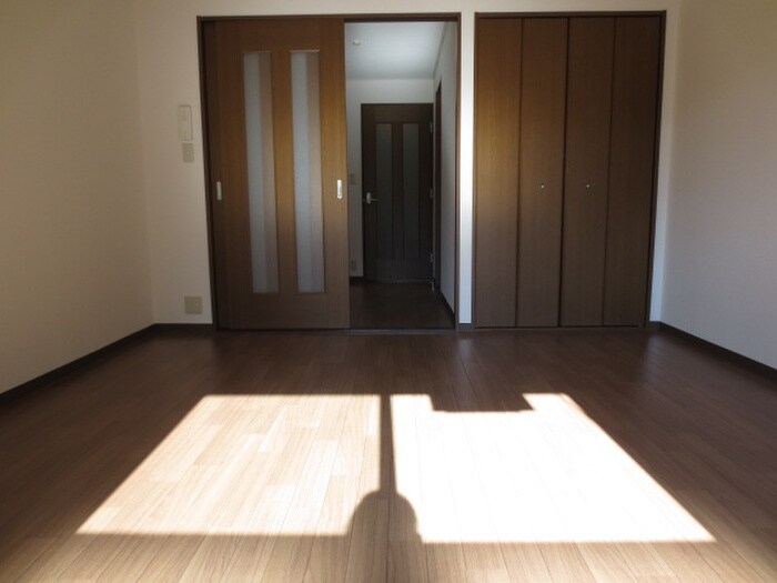 物件内観写真13　(居室)