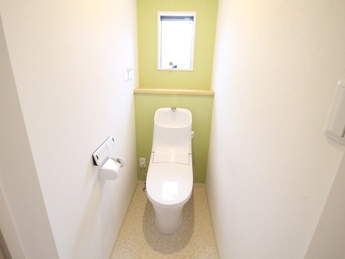 物件内観写真14　(トイレ)