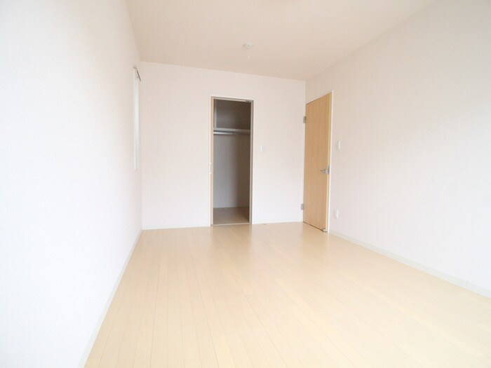 物件内観写真18　(居室)