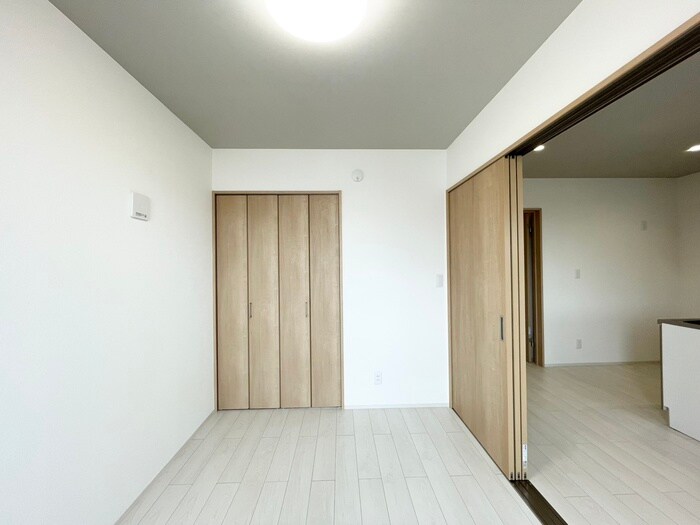 物件内観写真10　(居室)