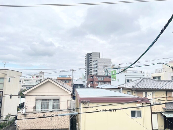 物件内観写真22　(室内からの展望)