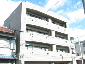 アパ－トメント８８４外観写真