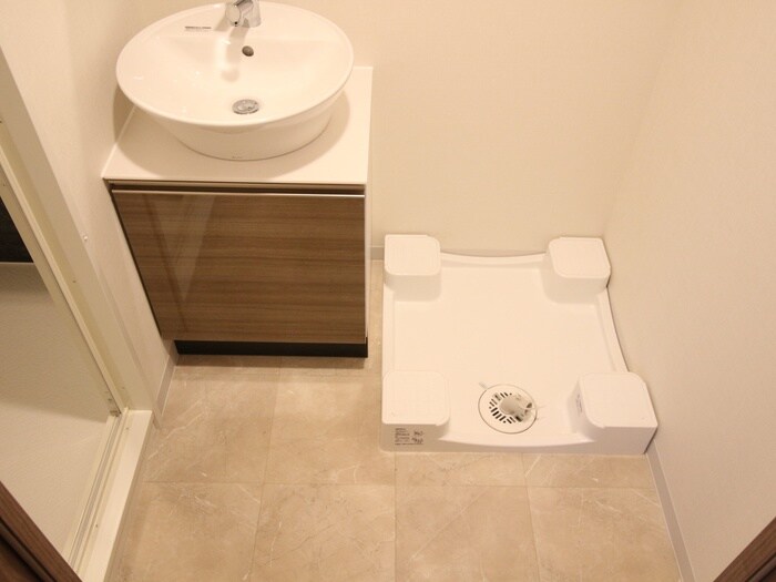 物件内観写真11　(洗濯機置場)