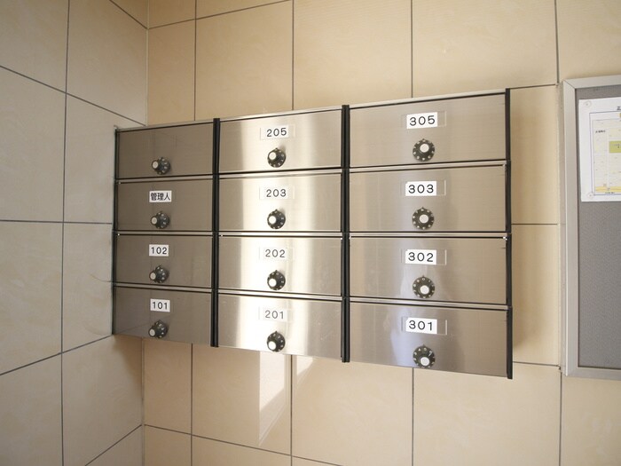 物件外観写真4　(建物設備)