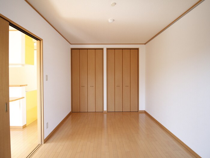 物件内観写真10　(居室)