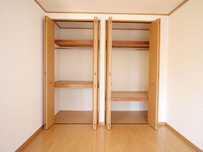 物件内観写真11　(収納)