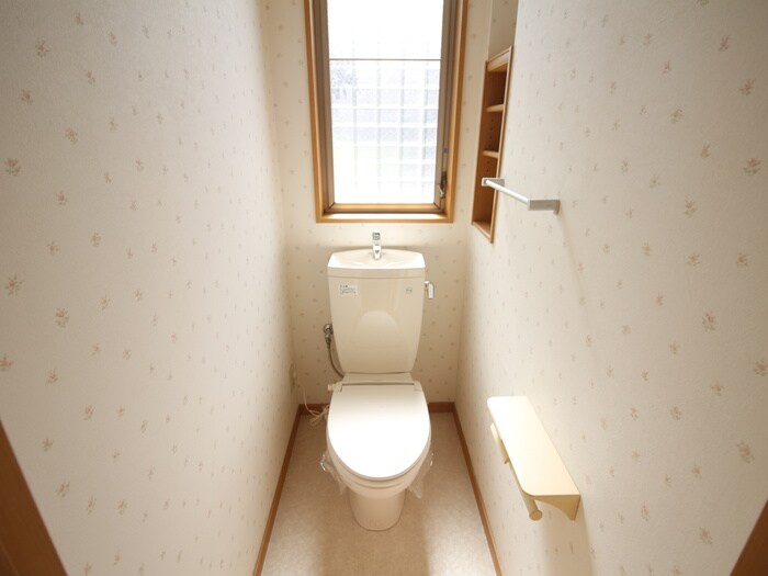 物件内観写真15　(トイレ)