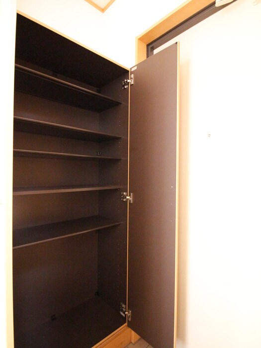 物件内観写真17　(靴箱)