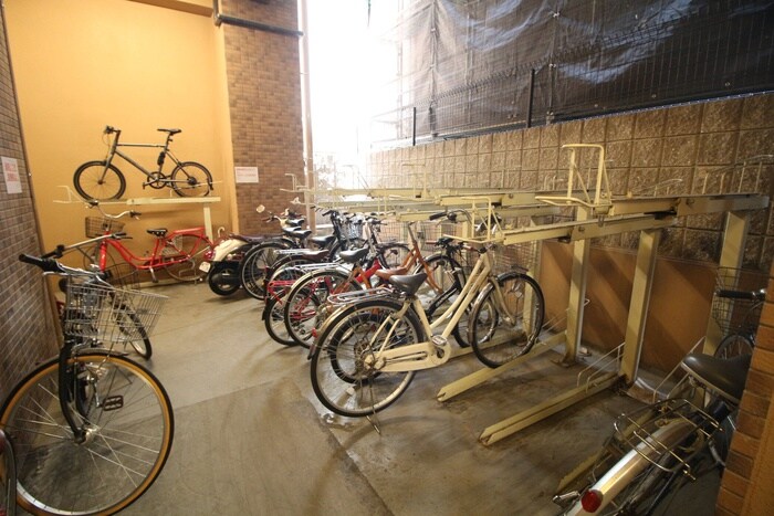 物件外観写真5　(駐輪場)