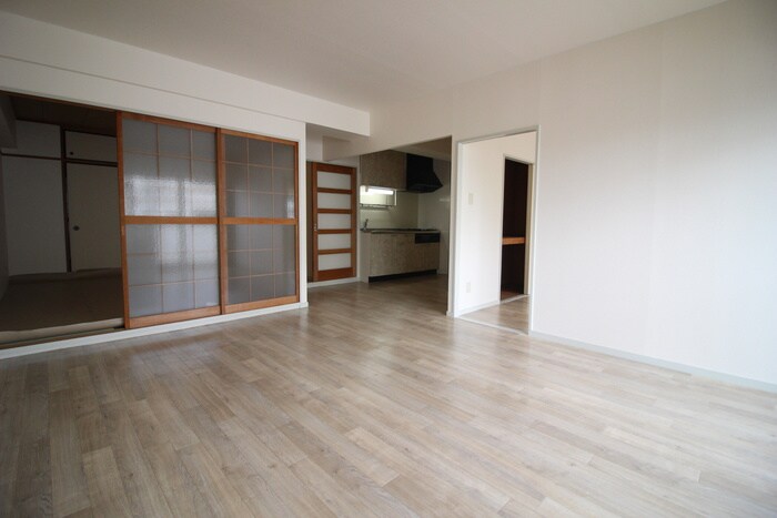 物件内観写真8　(内観写真)