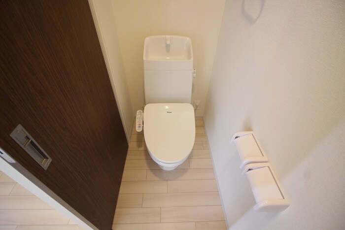 物件内観写真15　(トイレ)