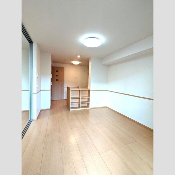 物件内観写真3　(居室)