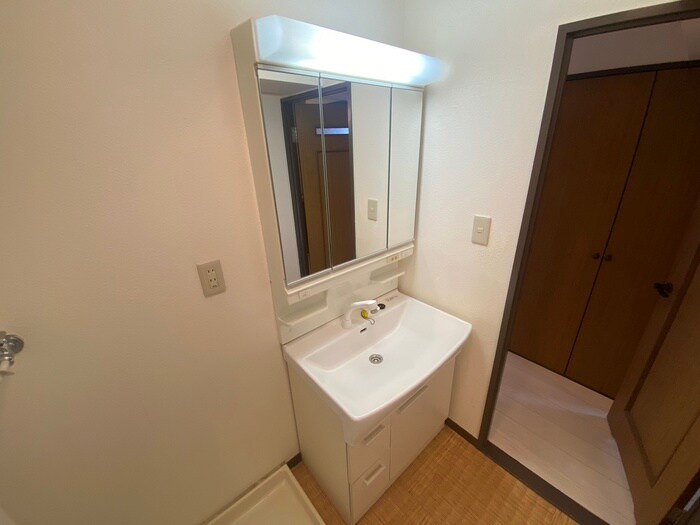 物件内観写真14　(洗面)