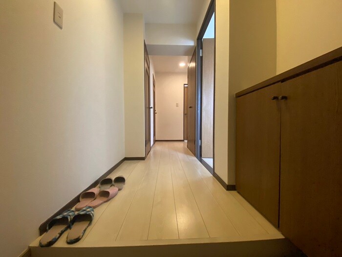 物件内観写真19　(廊下)