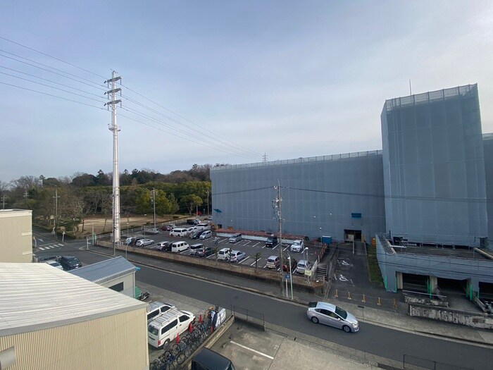 物件内観写真21　(室内からの展望)