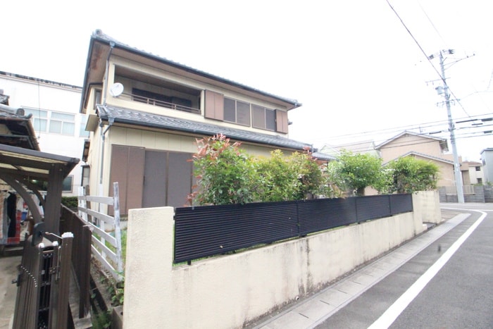 八剱町下池田貸家の物件外観写真