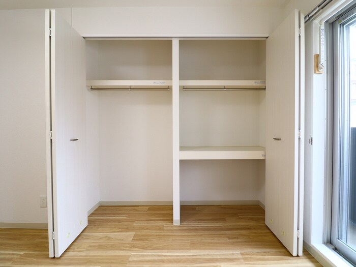 物件内観写真11　(収納)