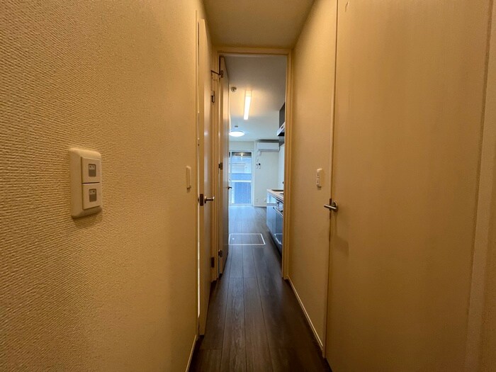 物件内観写真13　(廊下)