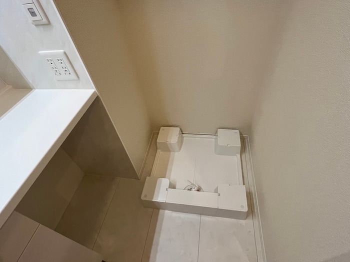 物件内観写真17　(洗濯機置場)