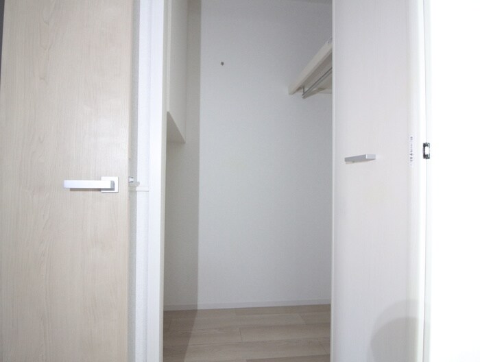 物件内観写真15　(収納)