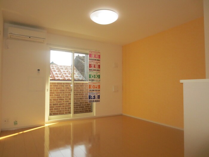 物件内観写真4　(居室)