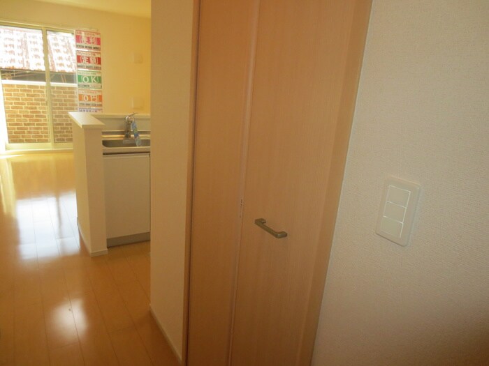 物件内観写真7　(居室)