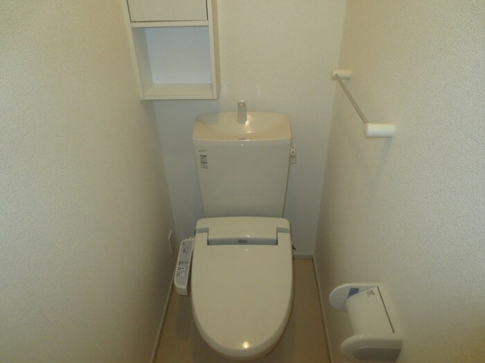 物件内観写真14　(トイレ)