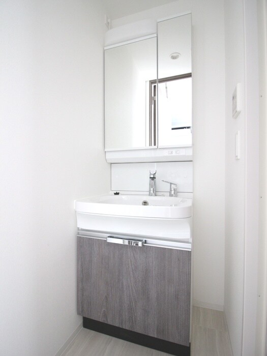 物件内観写真12　(洗面)