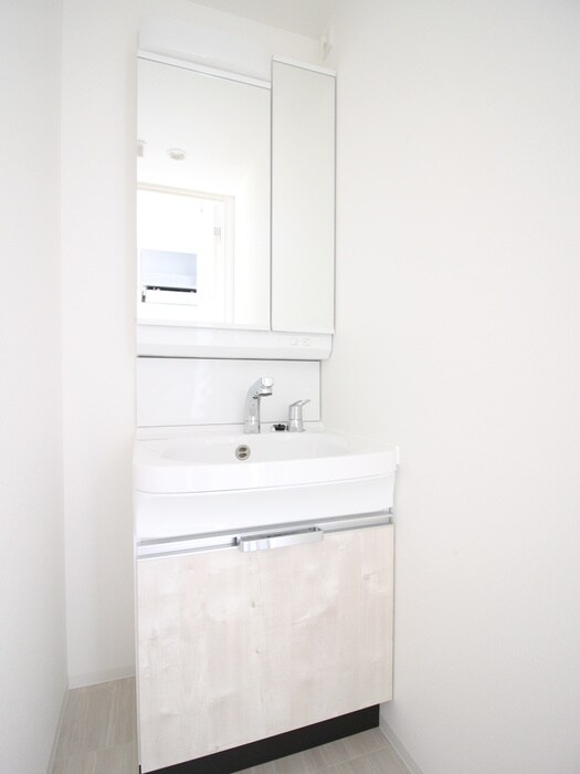 物件内観写真12　(洗面)