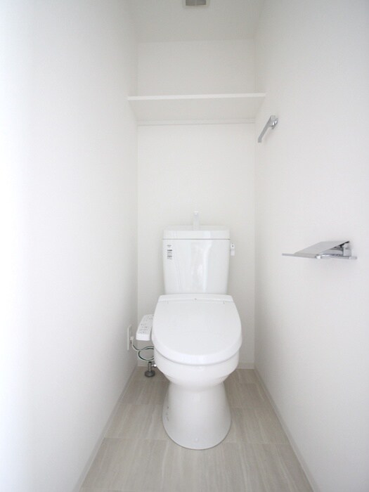 物件内観写真14　(トイレ)