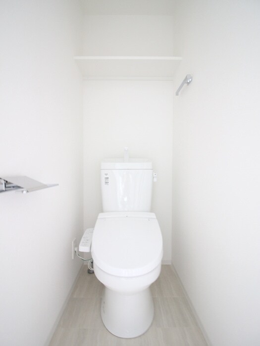 物件内観写真14　(トイレ)